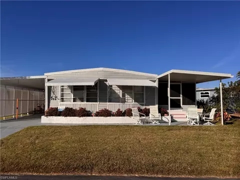 264 Shoreland Dr, Fort Myers, FL 33905