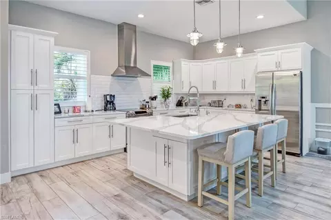 404 Panay Ave, Naples, FL 34113 photo 9