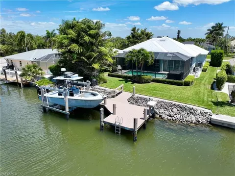 404 Panay Ave, Naples, FL 34113 photo 4