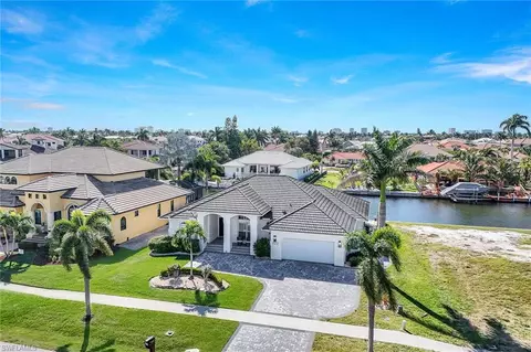 222 N Barfield Dr, Marco Island, FL 34145