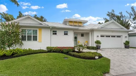 2130 Curtis St, Naples, FL 34112