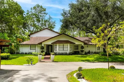 3710 5th Ave NW, Naples, FL 34120