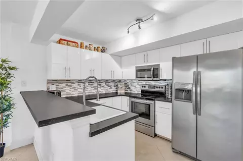 4135 Residence Dr #608, Fort Myers, FL 33901