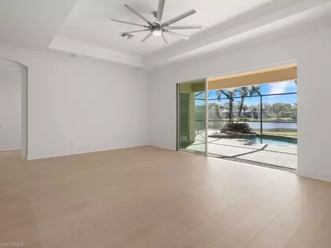 Living - 442 Saddlebrook Ln, Naples, FL 34110 photo 1 of 2