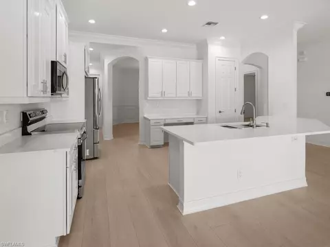 Kitchen - 442 Saddlebrook Ln, Naples, FL 34110 photo 1 of 4