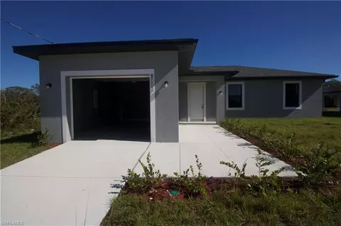 8004 Spice Ct, Labelle, FL 33935
