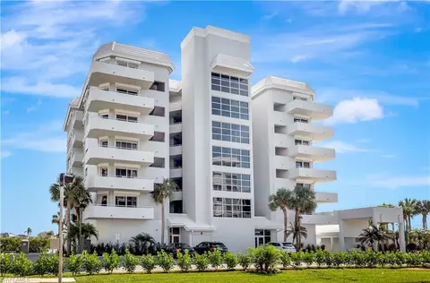 9790 Gulf Shore Dr #504, Naples, FL 34108