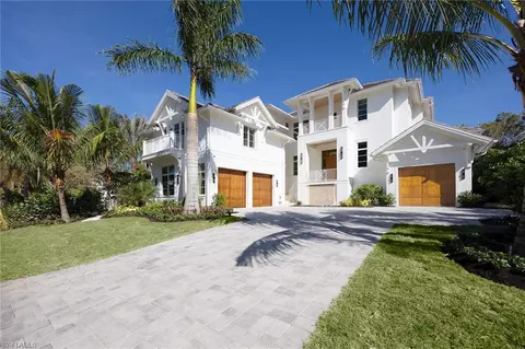 3277 Gordon Dr, Naples, FL 34102