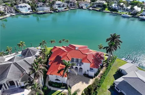 View/Area - 210 Cuddy Ct, Naples, FL 34103 photo 4 of 5