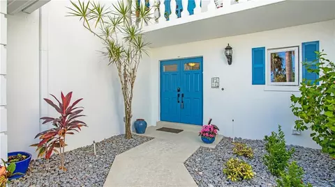 221 Palm River Blvd #D101, Naples, FL 34110