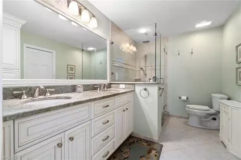 832 Rue Deville #5, Naples, FL 34108 photo 16