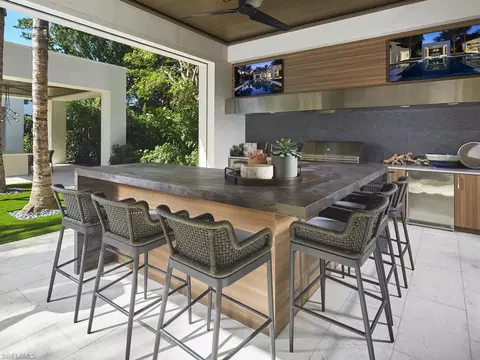Kitchen - 477 3rd St N, Naples, FL 34102 photo 5 of 6