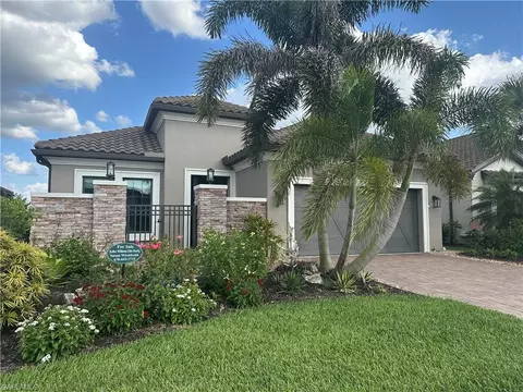 8524 Sevilla Ct, Naples, FL 34114