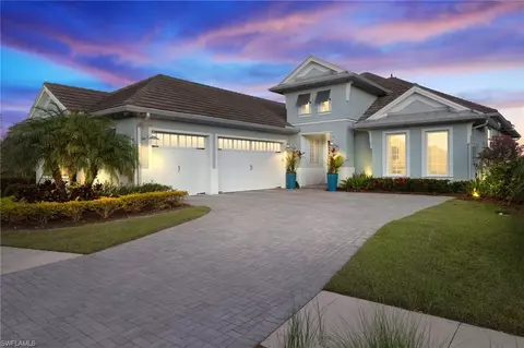 6101 Megans Bay Dr, Naples, FL 34113
