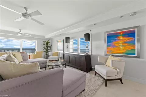 3401 Gulf Shore Blvd N #301, Naples, FL 34103