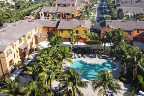 9051 Capistrano St N #43, Naples, FL 34113