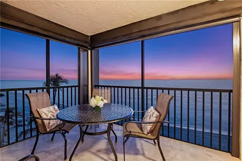 9715 Gulf Shore Dr #603, Naples, FL 34108