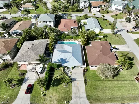 122 Capri Blvd, Naples, FL 34113 photo 38