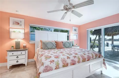 Bedroom - 24 Pelican St E, Naples, FL 34113 photo 3 of 3