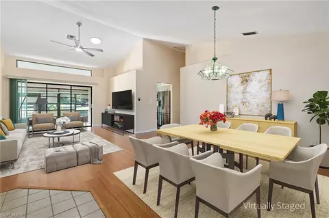 914 Charlemagne Blvd, Naples, FL 34112