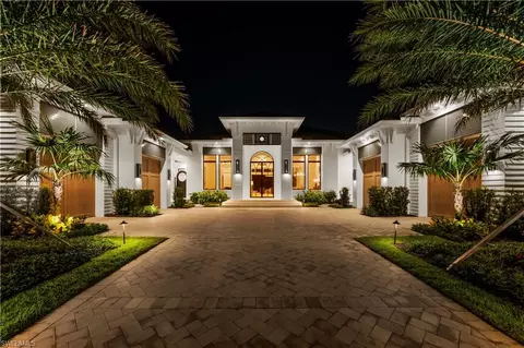6958 Verde Way, Naples, FL 34108