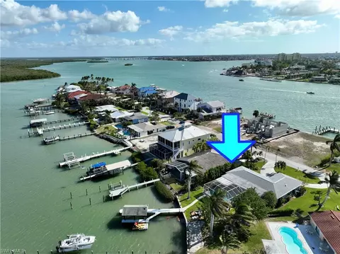 5 Pelican St E, Naples, FL 34113 photo 31