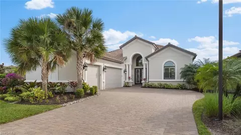 9504 Livorno Ct, Naples, FL 34119