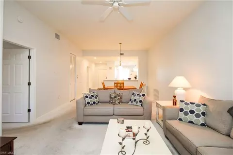 8259 Parkstone Pl #304, Naples, FL 34120