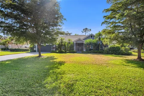 173 Edgemere Way S, Naples, FL 34105