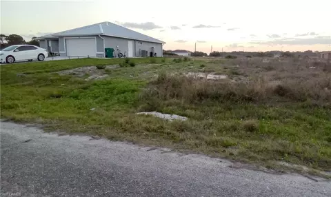 546 David Cir, Labelle, FL 33935 photo 2