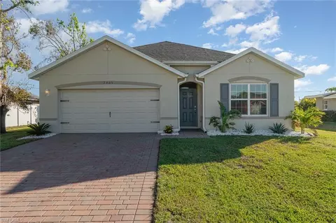 2805 SE 8th Pl, Cape Coral, FL 33904