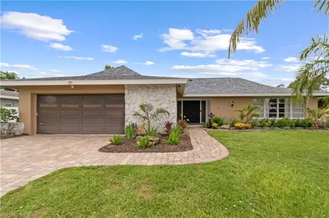 1450 Tanglewood Pkwy, Fort Myers, FL 33919
