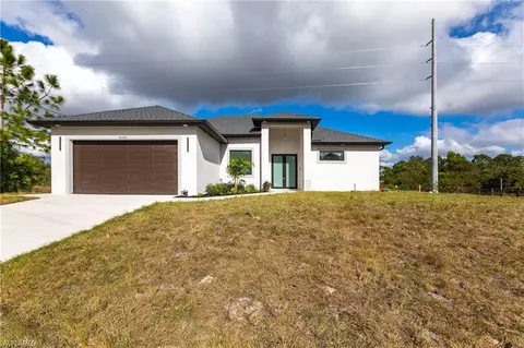 4104 Douglas Ln, Lehigh Acres, FL 33976