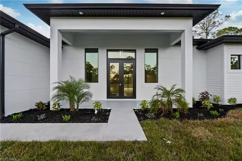1631 Desoto Blvd N, Naples, FL 34120