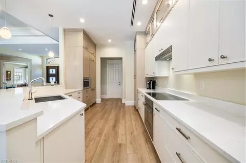 Kitchen - 535 Eagle Creek Dr, Naples, FL 34113 photo 1 of 2