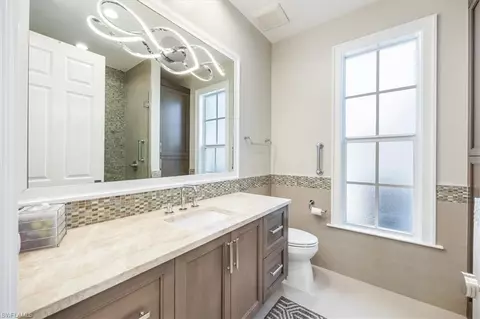 Bath - 535 Eagle Creek Dr, Naples, FL 34113 photo 2 of 4