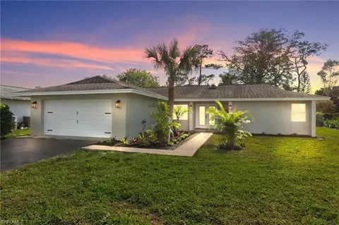 684 Pompano Dr, Naples, FL 34110