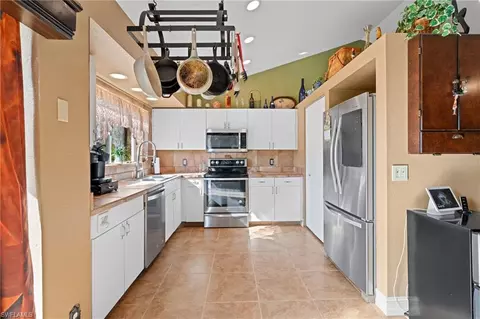 Kitchen - 2830 8th Ave NE, Naples, FL 34120 photo 1 of 3