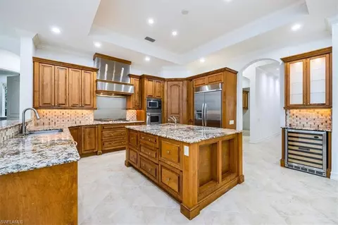 3110 Crayton Rd, Naples, FL 34103 photo 7