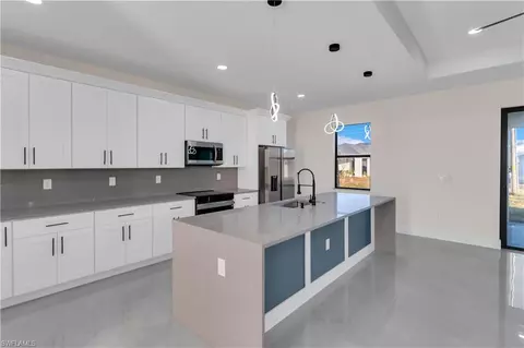 223 NW 7th Ter, Cape Coral, FL 33993
