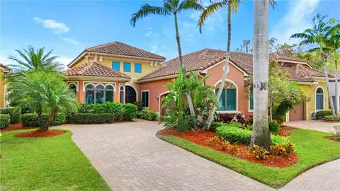 9292 Veneto Pl #11, Naples, FL 34113