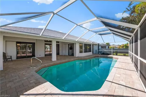 1721 SW 23rd St, Cape Coral, FL 33991