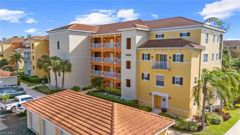 4420 Botanical Place Cir #102, Naples, FL 34112