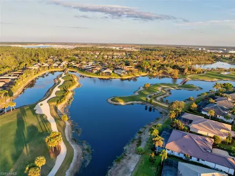 5044 Castlerock Way, Naples, FL 34112