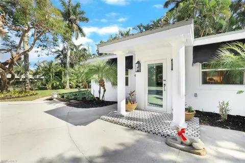 2301 Palm St, Naples, FL 34112 photo 3