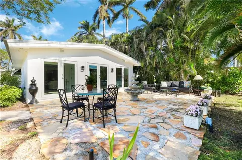 2301 Palm St, Naples, FL 34112 photo 17