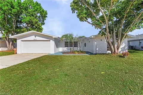 1817 Coral Point Dr, Cape Coral, FL 33990