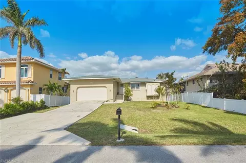 281 Conners Ave, Naples, FL 34108 photo 6