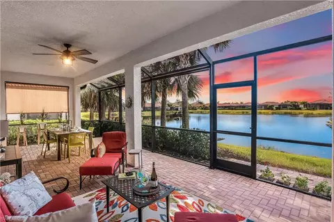 1483 Oceania Dr S, Naples, FL 34113