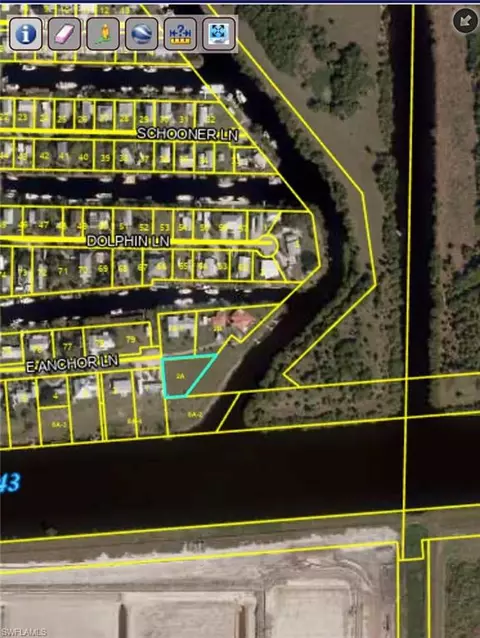 1106 E Anchor Ln, Moore Haven, FL 33471